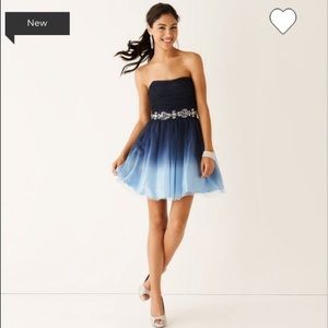 B. Smart Strapless Prom Dress